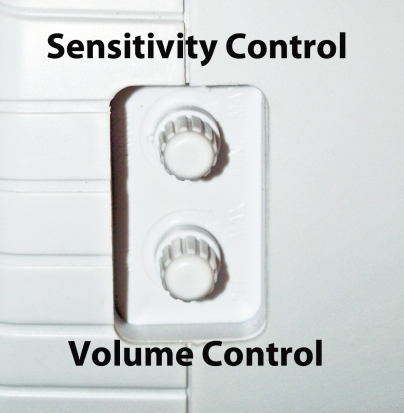 Barking Dog Alarm Volume and sence controls